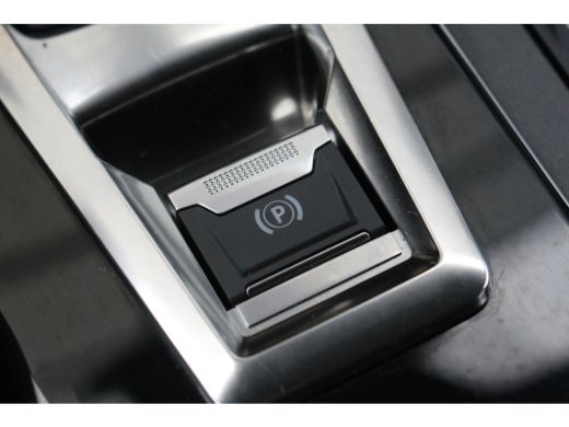 Peugeot 3008 Peugeot 1.6 HYbrid 225 Allure | Camera | LED | Cruise | Navi | PDC V+A | 18" LMV | Keyless | | Ca... ActivLease financial lease
