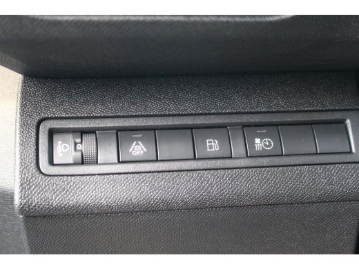 Peugeot 3008 Peugeot 1.6 HYbrid 225 Allure | Camera | LED | Cruise | Navi | PDC V+A | 18" LMV | Keyless | | Ca... ActivLease financial lease