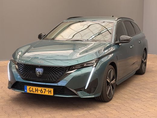 Peugeot 308 SW Peugeot 1.2 Hybrid 136 e-DCS6 GT | Achteruitrijcamera | Lichtmetalen velgen 18" | Stuurwiel ve... ActivLease financial lease