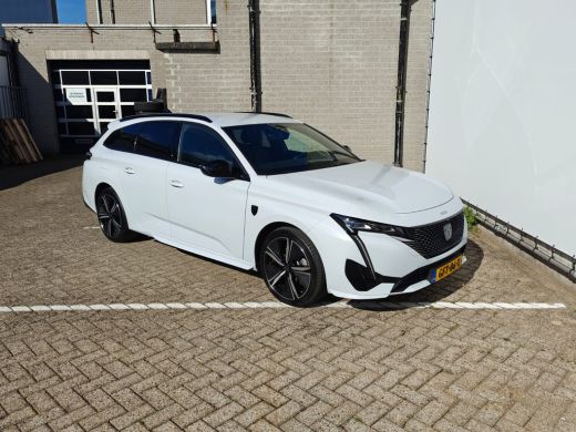 Peugeot 308 SW Peugeot 1.2 PureTech GT | Achteruitrijcamera | Apple Carplay/Android Auto|telefoonintegratie p... ActivLease financial lease
