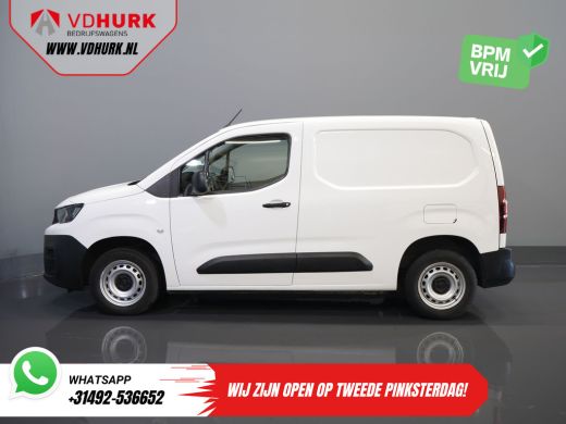 Peugeot Partner 1.5 HDI 100 pk BPM VRIJ! NL Auto/ 3 Pers./ Carplay/ Camera/ PDC/ Betimmerd/ Cruise/ Airco ActivLease financial lease