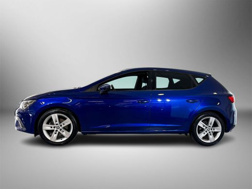 Seat Leon 1.5 150pk TSI FR Ultimate Edition / Keyless Entry & Go / Adaptive Cruise Control / Media System N... ActivLease financial lease