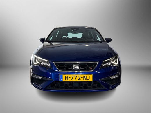 Seat Leon 1.5 150pk TSI FR Ultimate Edition / Keyless Entry & Go / Adaptive Cruise Control / Media System N... ActivLease financial lease