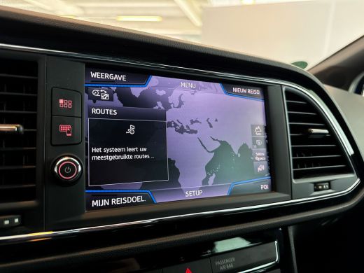 Seat Leon 1.5 150pk TSI FR Ultimate Edition / Keyless Entry & Go / Adaptive Cruise Control / Media System N... ActivLease financial lease