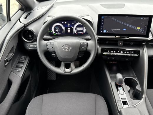 Toyota C-HR 2.0 Hybrid 200 First Edition **NAVIGATIE/ DODEHOEK DETECTIE/ 360 CAMERA/ 36 MAANDEN GARANTIE** ActivLease financial lease