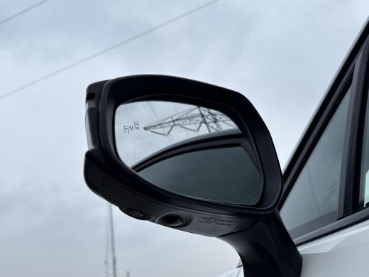 Toyota C-HR 2.0 Hybrid 200 First Edition **NAVIGATIE/ DODEHOEK DETECTIE/ 360 CAMERA/ 36 MAANDEN GARANTIE** ActivLease financial lease