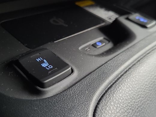 Toyota Corolla 1.8 Hybrid Dynamic | Apple CarPlay / Android Auto | Stoelverwarming | Rijklaarprijs incl. garantie | ActivLease financial lease