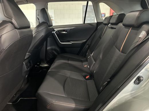 Toyota RAV4 2.5 Hybrid AWD ADVENTURE ActivLease financial lease