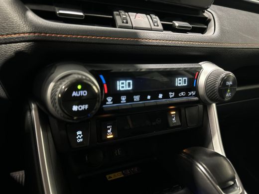 Toyota RAV4 2.5 Hybrid AWD ADVENTURE ActivLease financial lease