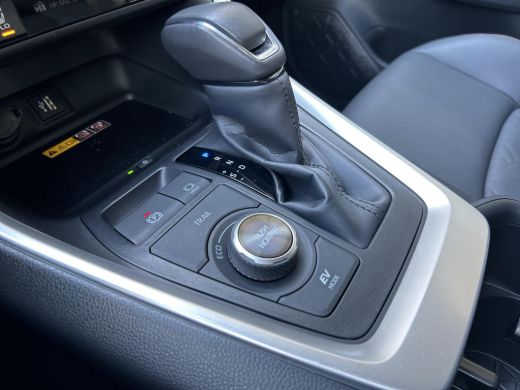 Toyota RAV4 2.5 Hybrid AWD ADVENTURE ActivLease financial lease