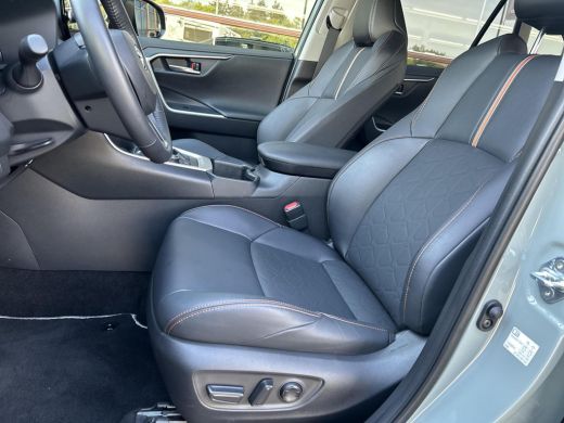 Toyota RAV4 2.5 Hybrid AWD ADVENTURE ActivLease financial lease