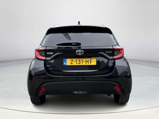 Toyota Yaris 1.5 Hybrid 115 First Edition **NAVIGATIE/ KEYLESS/ ADAPTIEF CRUISE CONTROL/ 36 MAANDEN GARANTIE** ActivLease financial lease