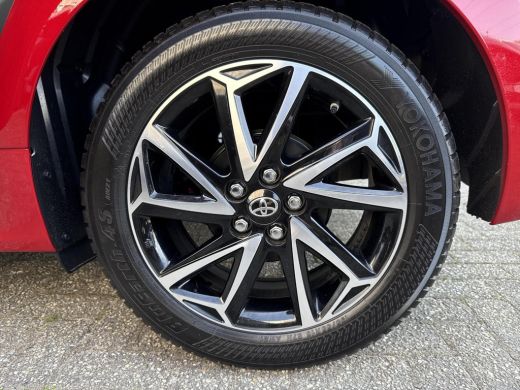 Toyota Yaris 1.5 VVT-i Dynamic 125pk **KEYLESS/ ADDAPTIEF CRUISE CONTROL/ 36 MAANDEN GARANTIE** ActivLease financial lease