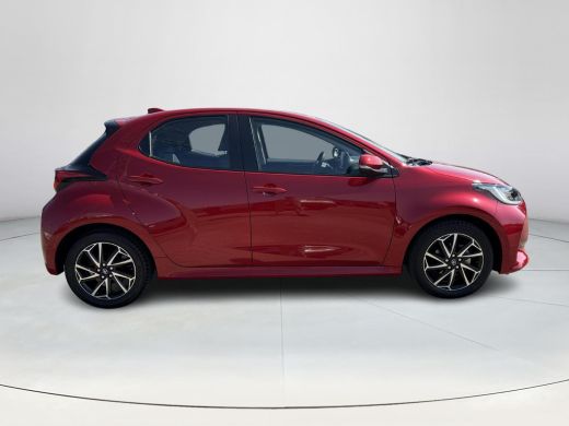 Toyota Yaris 1.5 VVT-i Dynamic 125pk **KEYLESS/ ADDAPTIEF CRUISE CONTROL/ 36 MAANDEN GARANTIE** ActivLease financial lease