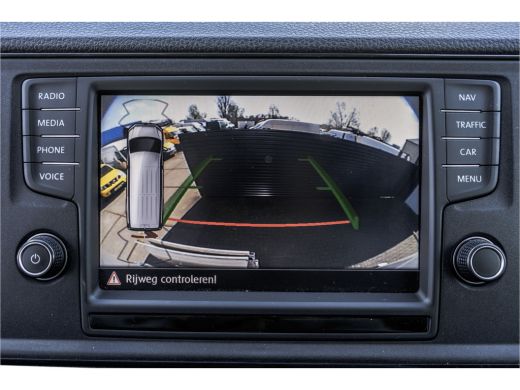 Volkswagen Crafter 2.0 TDI L3H3 140pk | Laadklep | Laadlift | Automaat | CarPlay | Camera | PDC | Cruise | Airco | E... ActivLease financial lease