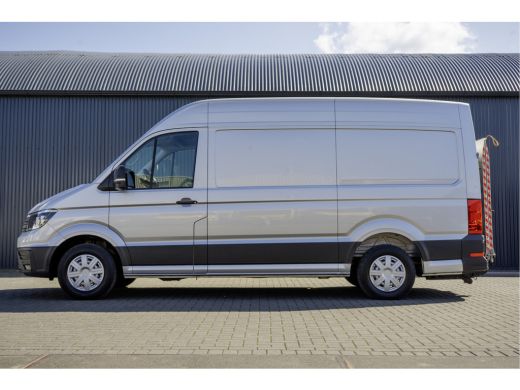 Volkswagen Crafter 2.0 TDI L3H3 140pk | Laadklep | Laadlift | Automaat | CarPlay | Camera | PDC | Cruise | Airco | E... ActivLease financial lease