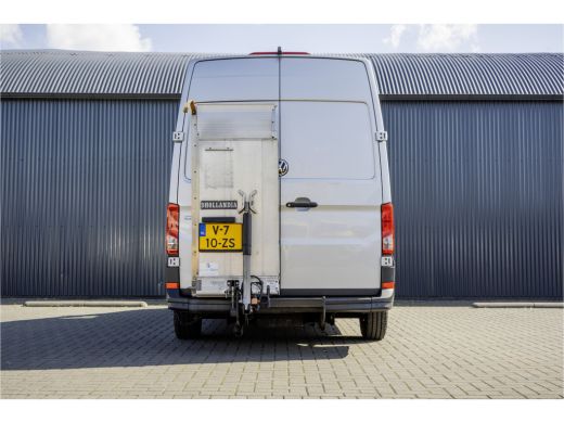 Volkswagen Crafter 2.0 TDI L3H3 140pk | Laadklep | Laadlift | Automaat | CarPlay | Camera | PDC | Cruise | Airco | E... ActivLease financial lease