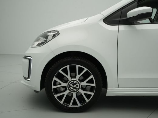 Volkswagen e-Up! e-up! 83pk Style Clima Camera Stoelverwarming Lm Velgen 215 ActivLease financial lease