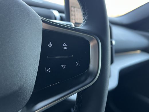 Volvo  EX30 Single Motor Extended Range Plus Black Edition | Black Pakket | Trekhaak | Climate Pack | Keyless... ActivLease financial lease