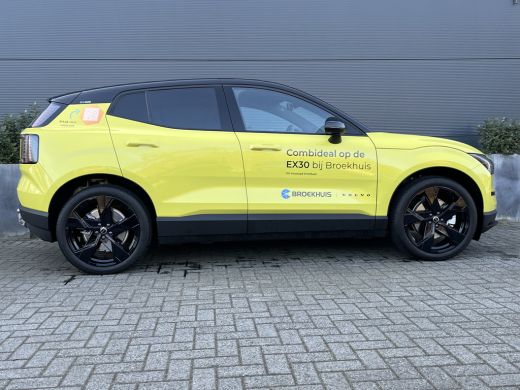 Volvo  EX30 Single Motor Extended Range Plus Black Edition | Black Pakket | Trekhaak | Climate Pack | Keyless | ActivLease financial lease