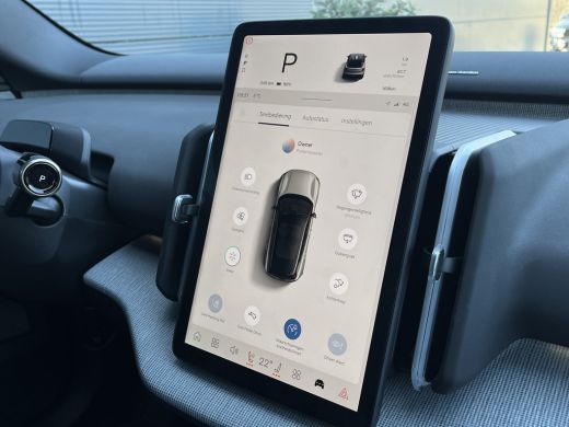 Volvo  EX30 Single Motor Extended Range Plus Black Edition | Black Pakket | Trekhaak | Climate Pack | Keyless... ActivLease financial lease