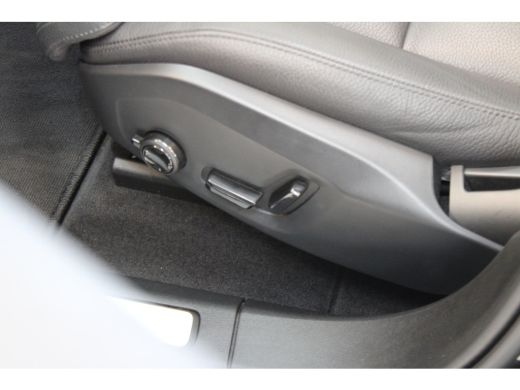 Volvo  XC60 Volvo T6 350pk AWD Plus Dark | HK Audio | Getint Glas | Stoel&Stuur Verw. | Adap Cruise Control |... ActivLease financial lease
