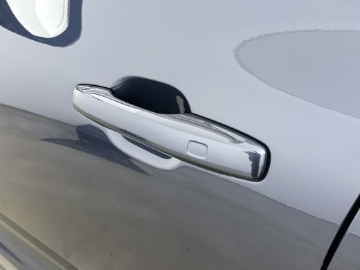 Volvo  XC60 Volvo XC60 T6 Recharge AWD Ultimate Dark ActivLease financial lease