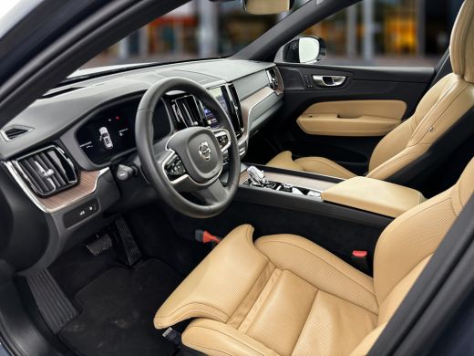 Volvo  XC60 Volvo XC60 T6 Recharge AWD Ultimate Dark ActivLease financial lease