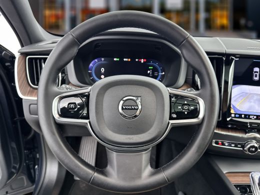 Volvo  XC60 Volvo XC60 T6 Recharge AWD Ultimate Dark ActivLease financial lease
