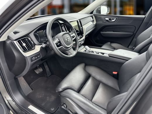 Volvo  XC60 T8 Recharge AWD Inscription | 19" | Panoramadak | Trekhaak | Harman Kardon | Full LED | Adaptieve... ActivLease financial lease