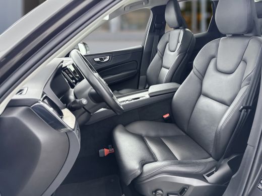 Volvo  XC60 T8 Recharge AWD Inscription | 19" | Panoramadak | Trekhaak | Harman Kardon | Full LED | Adaptieve... ActivLease financial lease