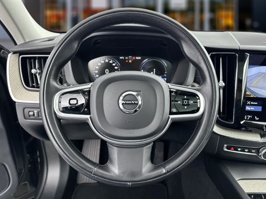 Volvo  XC60 T8 Recharge AWD Inscription | 19" | Panoramadak | Trekhaak | Harman Kardon | Full LED | Adaptieve... ActivLease financial lease