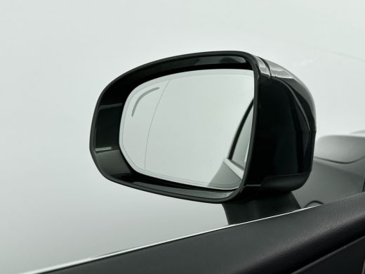 Volvo  XC60 T8 Recharge AWD Inscription | 19" | Panoramadak | Trekhaak | Harman Kardon | Full LED | Adaptieve... ActivLease financial lease