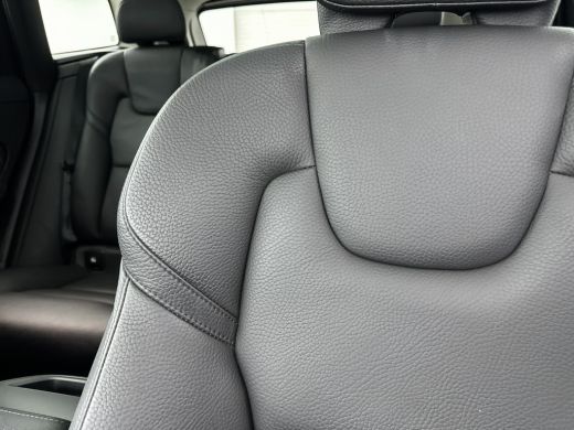 Volvo  XC60 T8 Recharge AWD Inscription | 19" | Panoramadak | Trekhaak | Harman Kardon | Full LED | Adaptieve... ActivLease financial lease