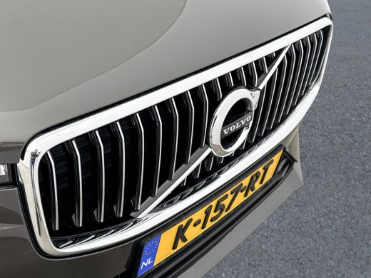 Volvo  XC60 T8 Recharge AWD Inscription | 19" | Panoramadak | Trekhaak | Harman Kardon | Full LED | Adaptieve... ActivLease financial lease