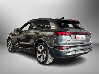 Audi Q6 e-tron S edition quattro 388Pk 100 kWh / Stoelverwarming voor en achter / Sportstoelen plus voorin / 360...