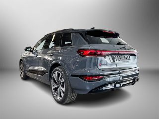 Audi Q6 SQ6 e-tron 490pk 100 kWh / Sportstoelen plus voorin / Adaptieve S-luchtvering / Trekhaak, mechanisch draaiba...