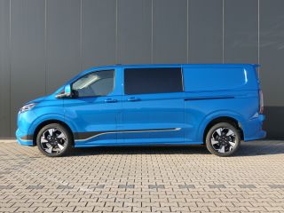 Ford Transit Custom Ford 320 2.5 PHEV L2H1 Sport DC | Voorraad | Dubbele Cabine | 19 Inch | Driver Assistance Pack Ul...