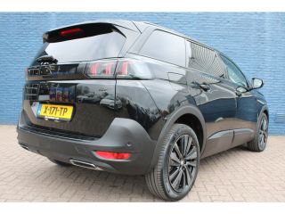 Peugeot 5008 Peugeot 1.2 Hybrid GT | Automaat | Navigatie | Panorama/schuifdak | Black Pack | Focal |