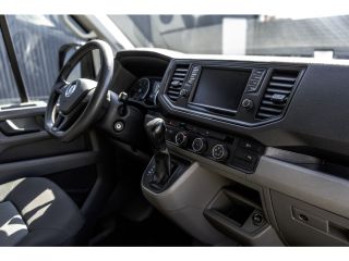 Volkswagen Crafter 2.0 TDI L3H3 140pk | Laadklep | Laadlift | Automaat | CarPlay | Camera | PDC | Cruise | Airco | E...