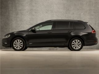 Volkswagen GOLF Variant 1.0 TSI Sportline Automaat (GROOT SCHERM, CLIMATE, GETINT GLAS, LEDEREN SPORTSTOELEN, ADAPTIVE CR...