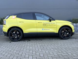 Volvo  EX30 Single Motor Extended Range Plus 69 kWh | Black Pakket | Trekhaak | Climate Pack | Keyless |