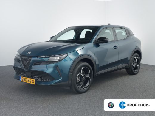 Alfa Romeo Junior 1.2 Turbo Hybrid Ibrida | Achteruitrijcamera | Apple Carplay/Android Auto|telefoonintegratie prem... Alfa Romeo Junior 1.2 Turbo Hybrid Ibrida | Achteruitrijcamera | Apple Carplay/Android Auto|telefoonintegratie prem...