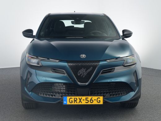 Alfa Romeo Junior 1.2 Turbo Hybrid Ibrida | Achteruitrijcamera | Apple Carplay/Android Auto|telefoonintegratie prem... ActivLease financial lease