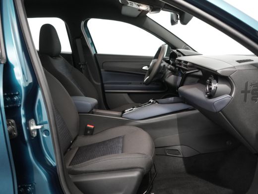 Alfa Romeo Junior 1.2 Turbo Hybrid Ibrida | Achteruitrijcamera | Apple Carplay/Android Auto|telefoonintegratie prem... ActivLease financial lease