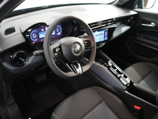 Alfa Romeo Junior 1.2 Turbo Hybrid Ibrida | Achteruitrijcamera | Apple Carplay/Android Auto|telefoonintegratie prem... ActivLease financial lease