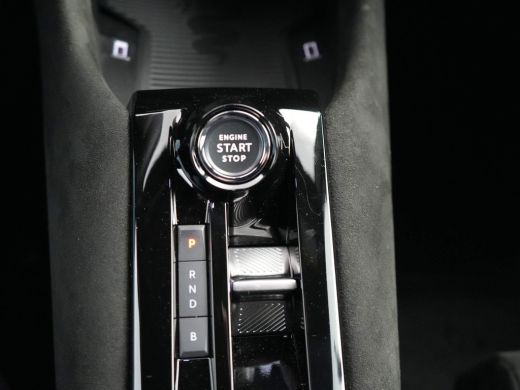 Alfa Romeo Junior Elettrica Speciale 54 kWh | Sabelt sportstoelen | Adaptieve Cruisecontrole | Warmtepomp met voorv... ActivLease financial lease