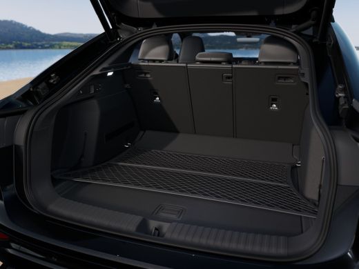 Audi SQ6 Sportback e-tron Audi SQ6 | Adaptive cruise control | Audi sound system | Audi virtual cockpit plus ActivLease financial lease