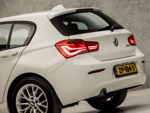 BMW 1-serie 118d High Executive 150Pk Automaat (NAVIGATIE, DIGITAL COCKPIT, STOELVERWARMING, LEDEREN SPORTSTO... ActivLease financial lease