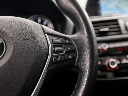 BMW 1-serie 118d High Executive 150Pk Automaat (NAVIGATIE, DIGITAL COCKPIT, STOELVERWARMING, LEDEREN SPORTSTO... ActivLease financial lease